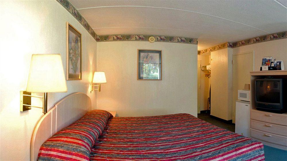 Motel 6-Henderson, Tx エクステリア 写真